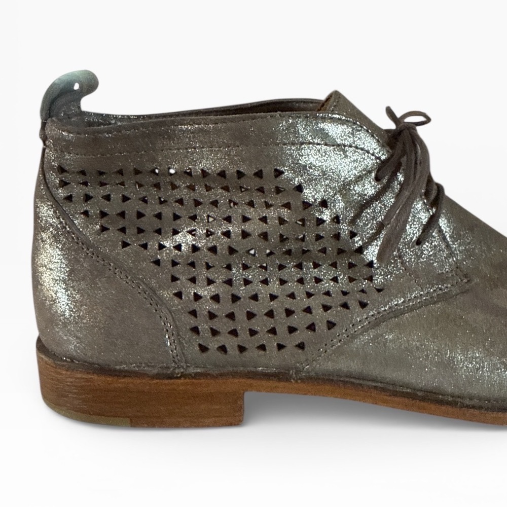 Trask Metallic Leather Ankle Boots Womens Size 10 - Picture 4 of 7